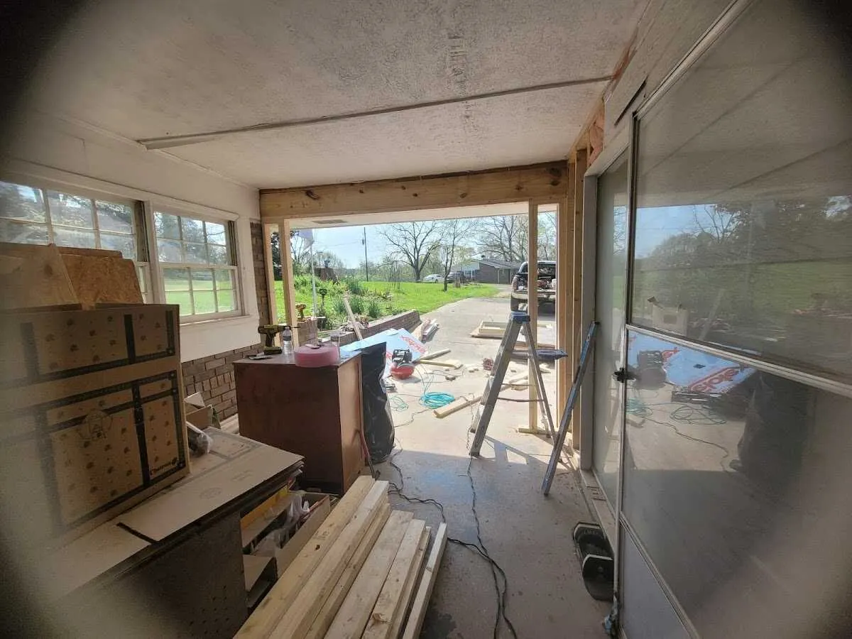 Air movers and dehumidifier for Drying & Dehumidification in Petaluma